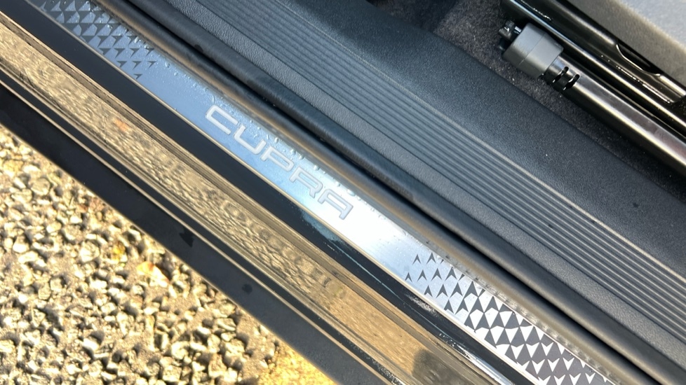 Used Cupra Tavascan 2025 for sale - 76901534: Photo 38