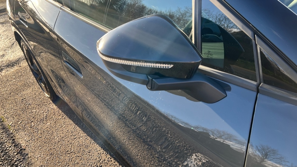 Used Cupra Tavascan 2025 for sale - 76901534: Photo 41