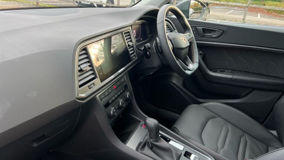 Used Cupra Ateca 2025 for sale - 76501498: Photo 2