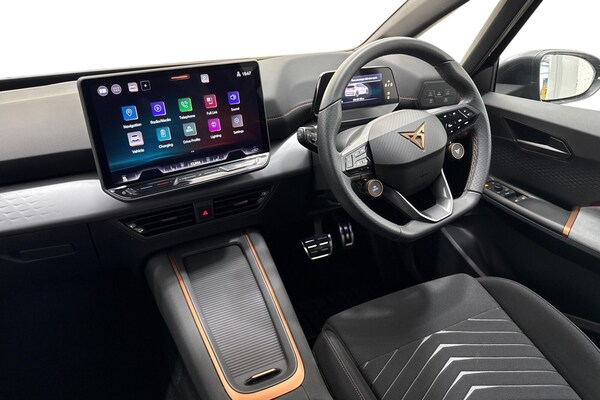 Used Cupra Born 2025 for sale - 76289976: Photo 2