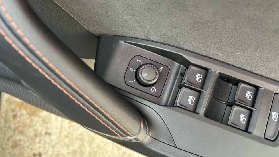 Used Cupra Leon 2025 for sale - 76404693: Photo 38