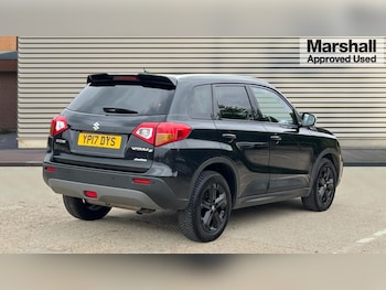 Used Suzuki Vitara 2017 for sale - 76062060: Photo 3