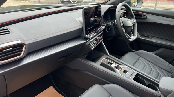 Used Cupra Formentor 2025 for sale - 76272848: Photo 2