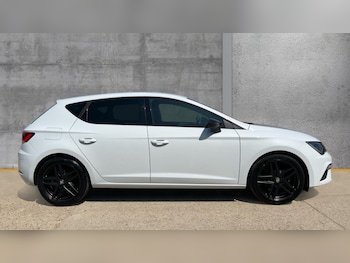 Used SEAT Leon 2020 for sale - 75541111: Photo