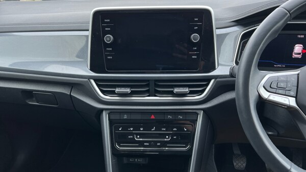 Used Volkswagen T-Roc 2023 for sale - 76130463: Photo 12