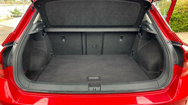 Used Volkswagen T-Roc 2023 for sale - 76130463: Photo 15