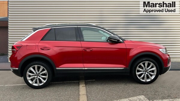 Used Volkswagen T-Roc 2023 for sale - 76130463: Photo 2