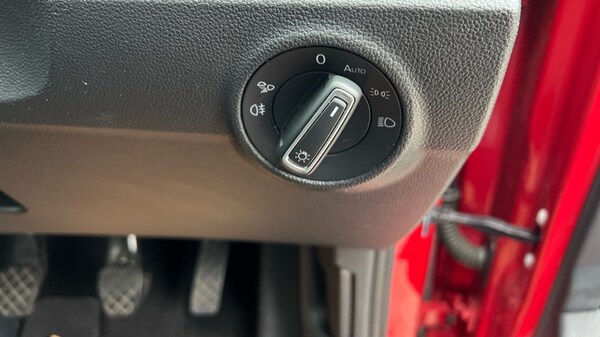 Used Volkswagen T-Roc 2023 for sale - 76130463: Photo 36
