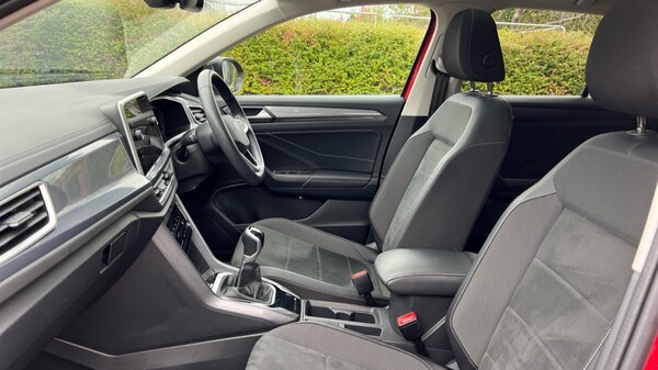 Used Volkswagen T-Roc 2023 for sale - 76130463: Photo 47