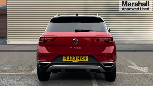 Used Volkswagen T-Roc 2023 for sale - 76130463: Photo 4