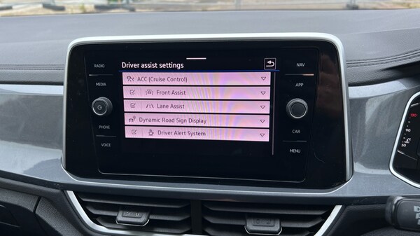 Used Volkswagen T-Roc 2023 for sale - 76130463: Photo 52