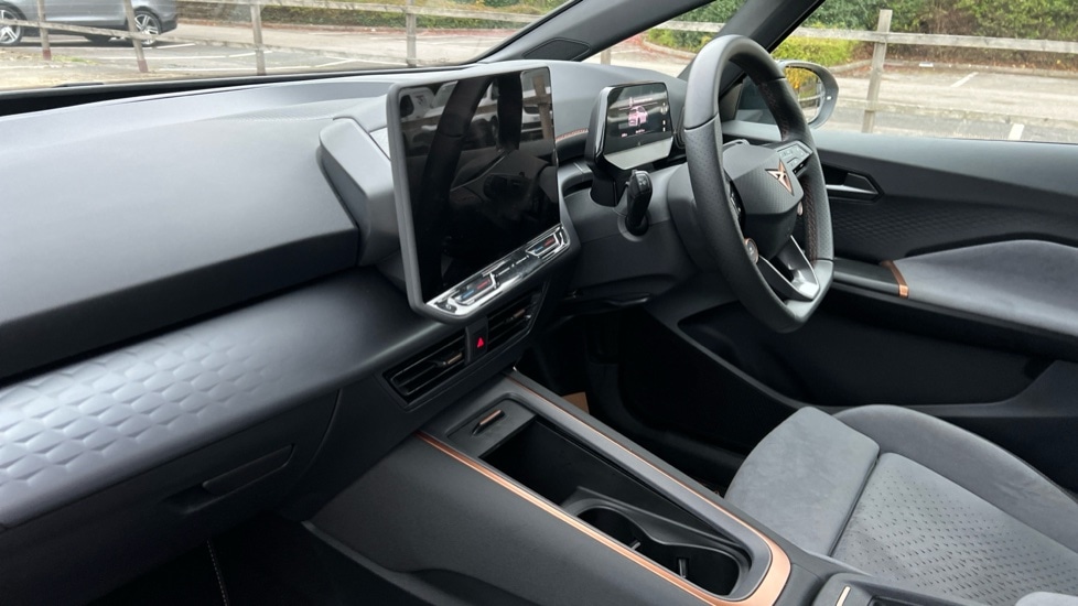 Used Cupra Born 2025 for sale - 76750048: Photo 2