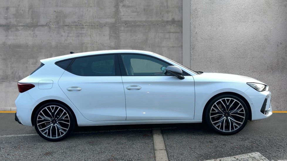 Used Cupra Leon 2025 for sale - 76539912: Photo 4