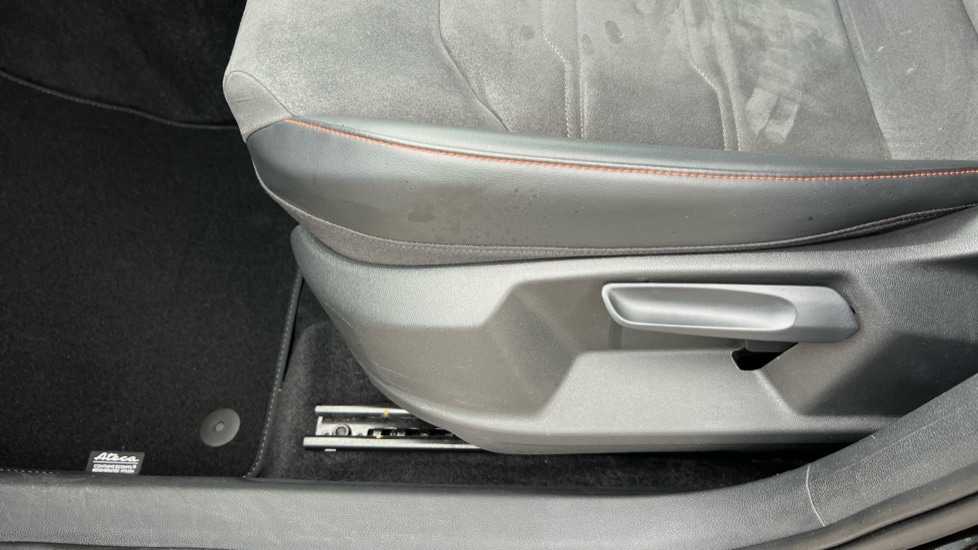 Used SEAT Ateca 2024 for sale - 76404777: Photo 36