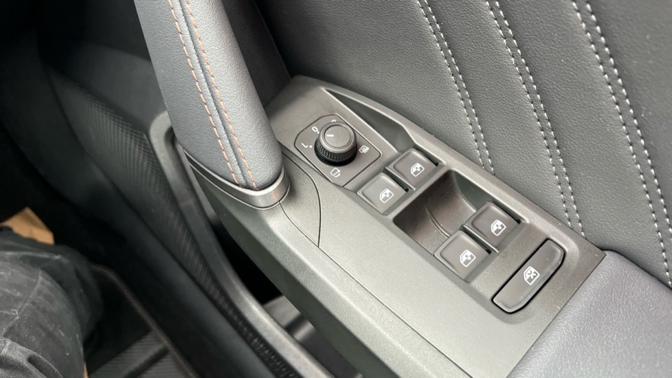 Used Cupra Leon 2025 for sale - 76328357: Photo 48