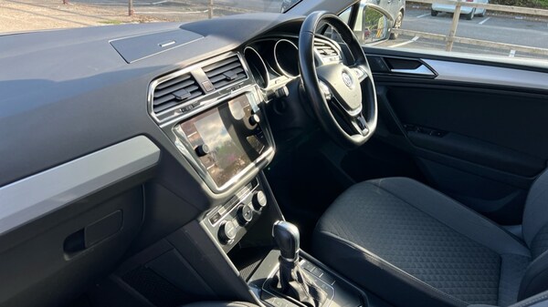 Used Volkswagen Tiguan 2021 for sale - 76217035: Photo 10