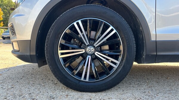 Used Volkswagen Tiguan 2021 for sale - 76217035: Photo 17