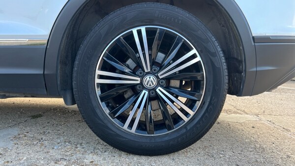 Used Volkswagen Tiguan 2021 for sale - 76217035: Photo 18