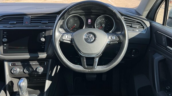 Used Volkswagen Tiguan 2021 for sale - 76217035: Photo 47