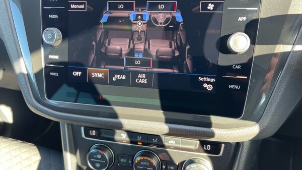 Used Volkswagen Tiguan 2021 for sale - 76217035: Photo 57