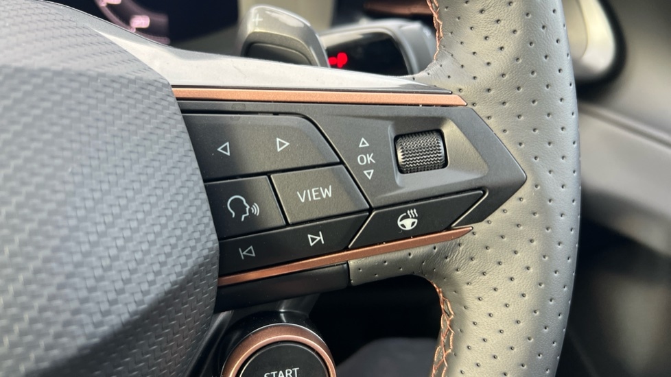 Used Cupra Terramar 2025 for sale - 76901530: Photo 30