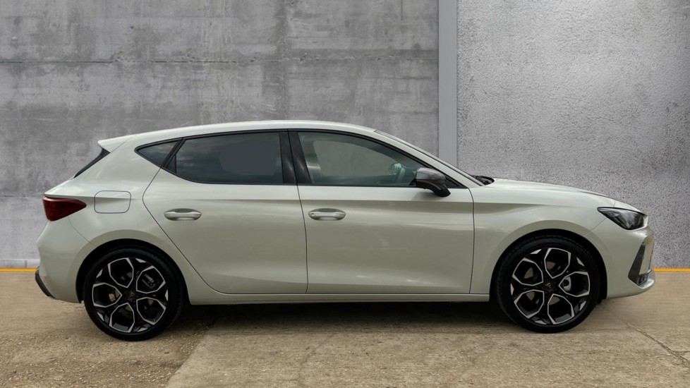 Used Cupra Leon 2025 for sale - 76501378: Photo 4