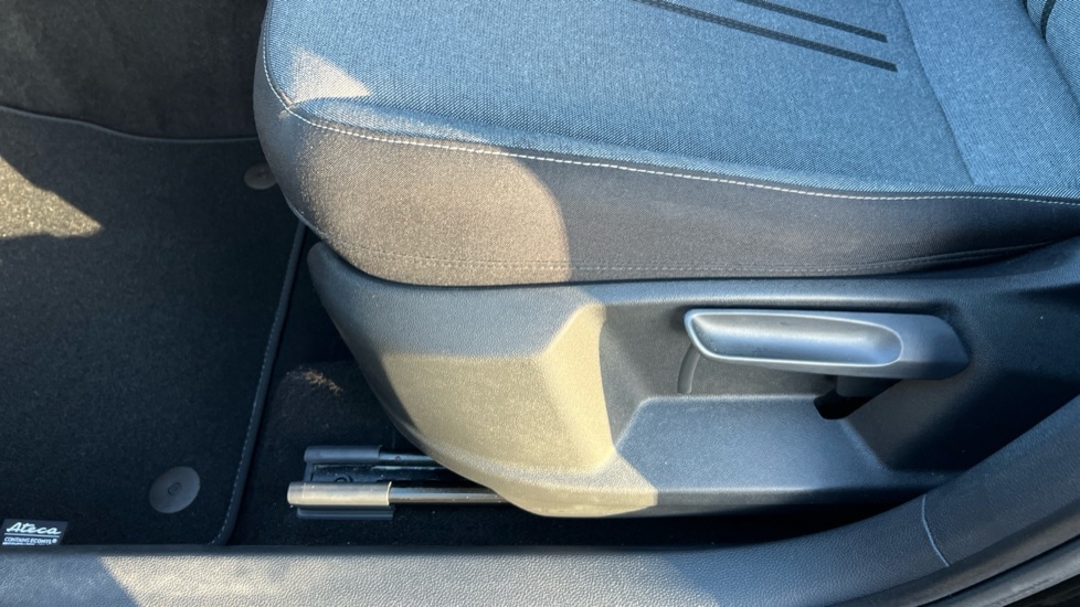 Used SEAT Ateca 2024 for sale - 76609632: Photo 36