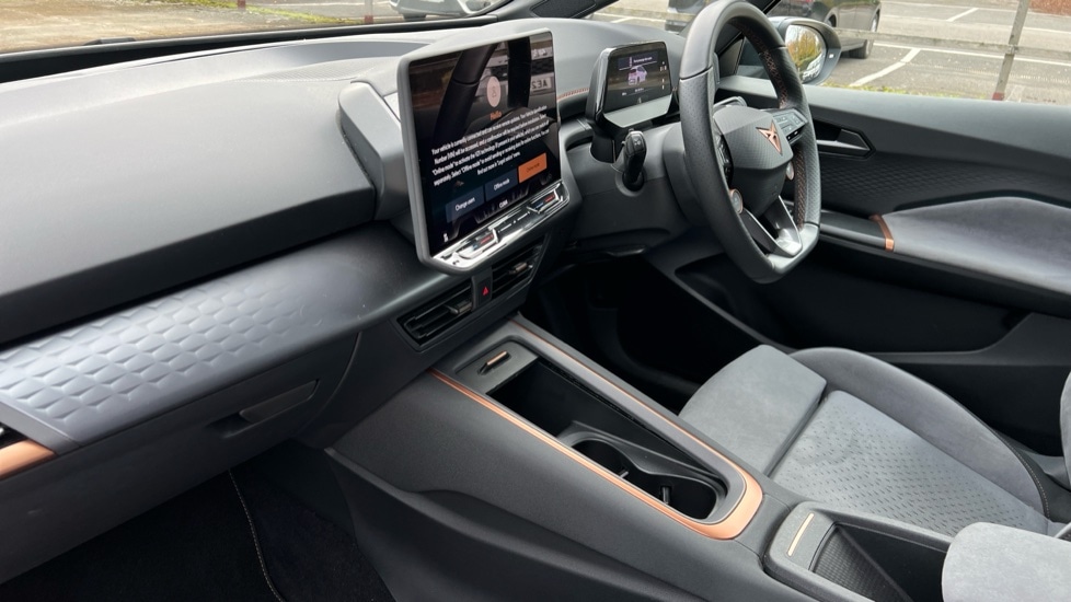 Used Cupra Born 2025 for sale - 76597975: Photo 2