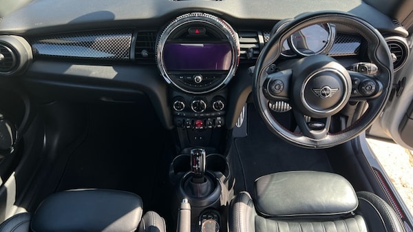 Used MINI Hatch 2018 for sale - 76302329: Photo 11