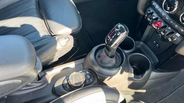 Used MINI Hatch 2018 for sale - 76302329: Photo 27