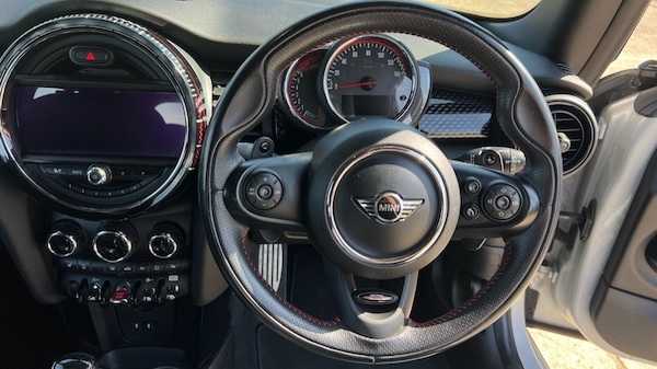 Used MINI Hatch 2018 for sale - 76302329: Photo 37