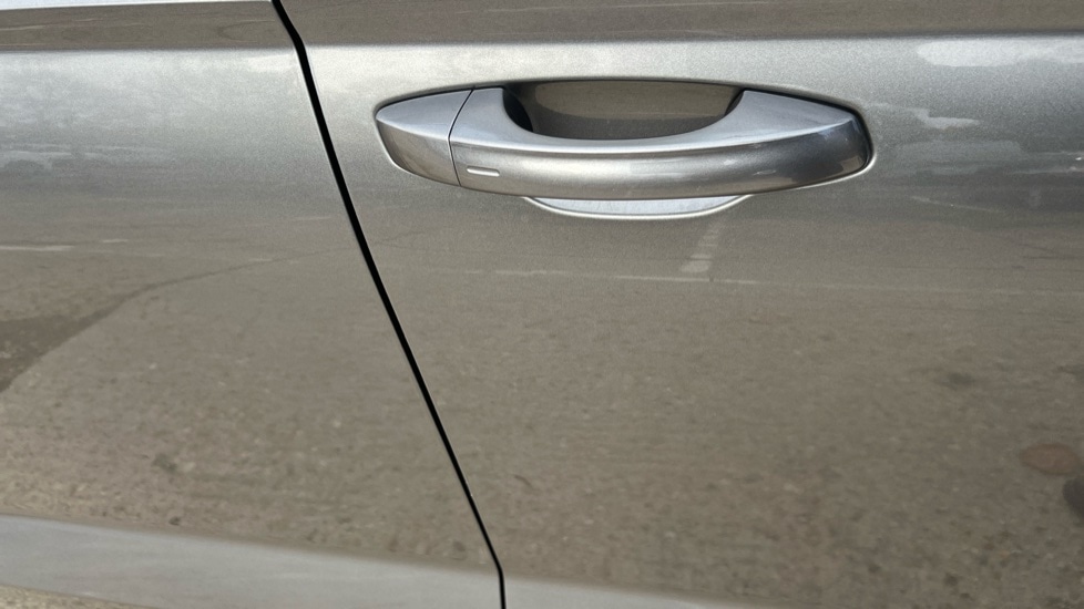 Used SEAT Ateca 2024 for sale - 76660985: Photo 44