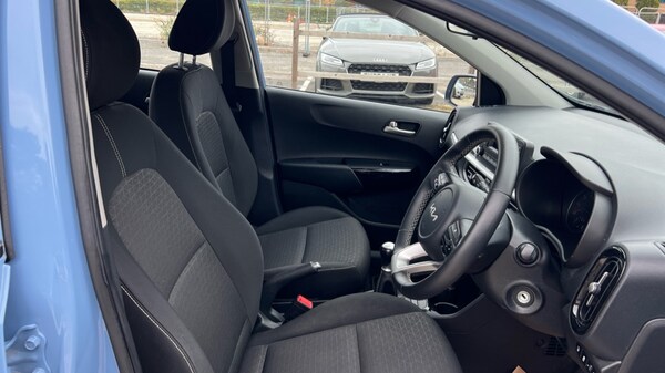 Used Kia Picanto 2021 for sale - 76130515: Photo 32