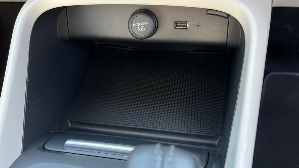 Used Volvo XC40 2018 for sale - 76355141: Photo 40