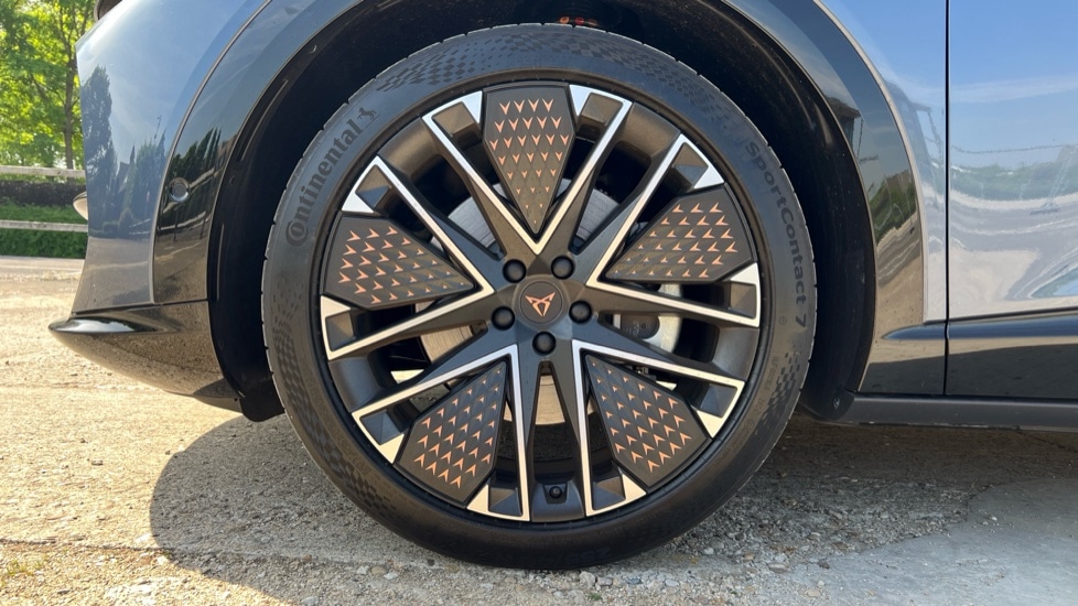 Used Cupra Tavascan 2025 for sale - 76447320: Photo 19