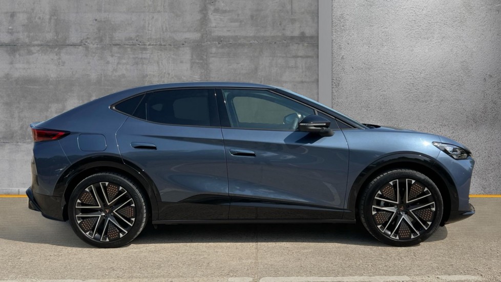 Used Cupra Tavascan 2025 for sale - 76447320: Photo 4