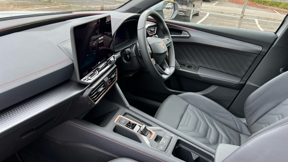 Used Cupra Leon 2025 for sale - 76404758: Photo 2