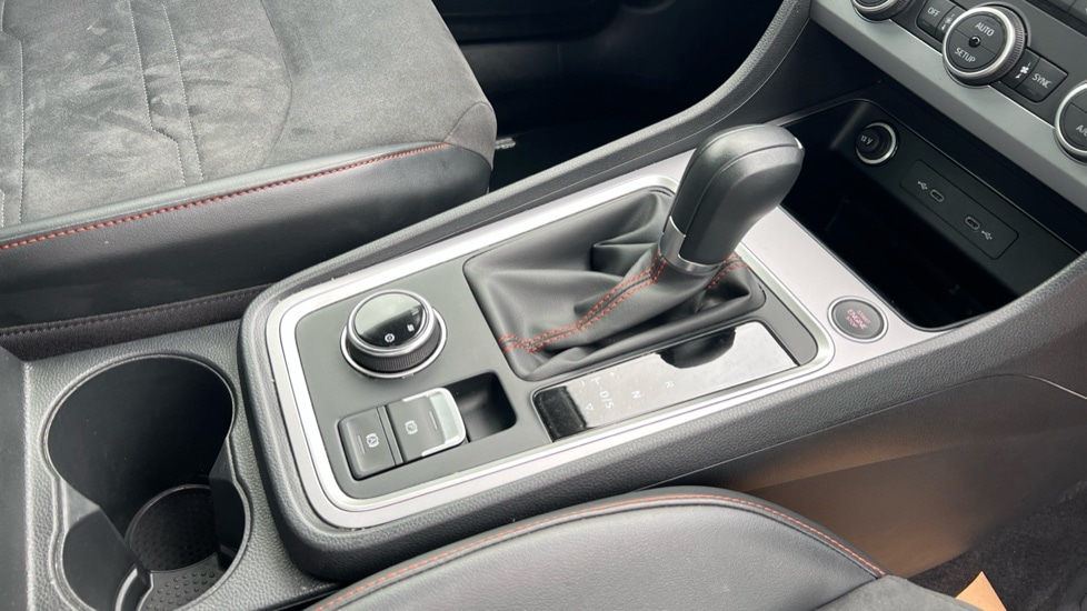 Used SEAT Ateca 2024 for sale - 76661105: Photo 33