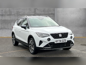 Used SEAT Arona 2024 for sale - 76894824: Photo