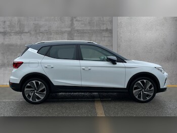 Used SEAT Arona 2024 for sale - 76894824: Photo