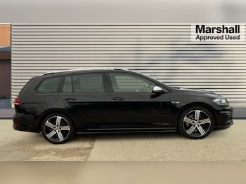 Used Volkswagen Golf 2017 for sale - 76404763: Photo