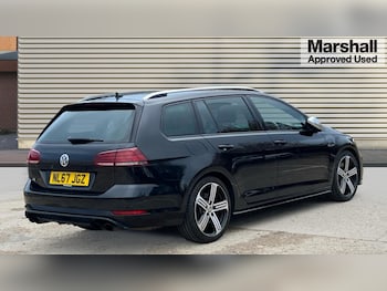 Used Volkswagen Golf 2017 for sale - 76404763: Photo