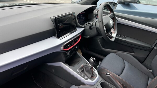 Used SEAT Arona 2025 for sale - 76154872: Photo 2