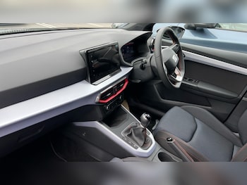Used SEAT Arona 2025 for sale - 76154872: Photo 2