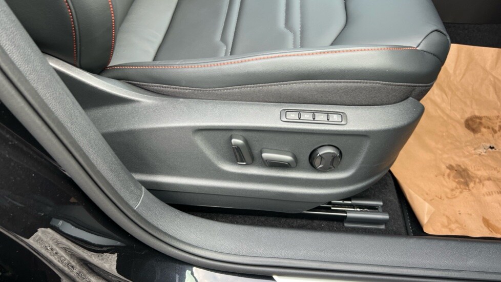 Used SEAT Ateca 2025 for sale - 76977660: Photo 35