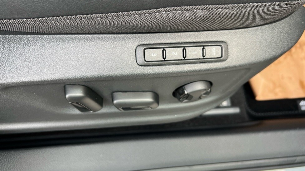 Used SEAT Ateca 2025 for sale - 76977660: Photo 39