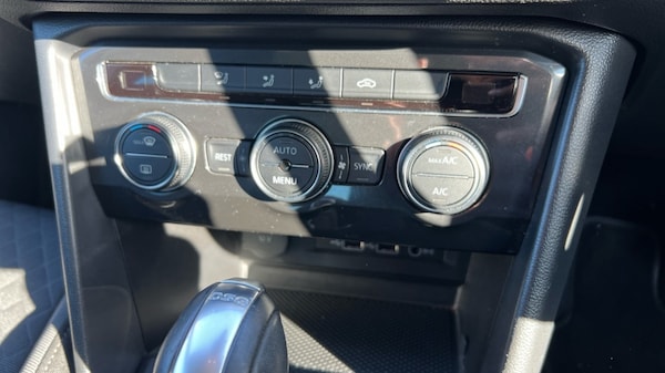 Used Volkswagen Tiguan 2021 for sale - 76249891: Photo 51
