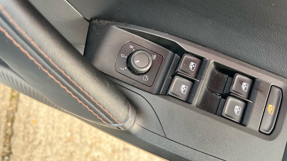 Used Cupra Leon 2024 for sale - 76447336: Photo 38