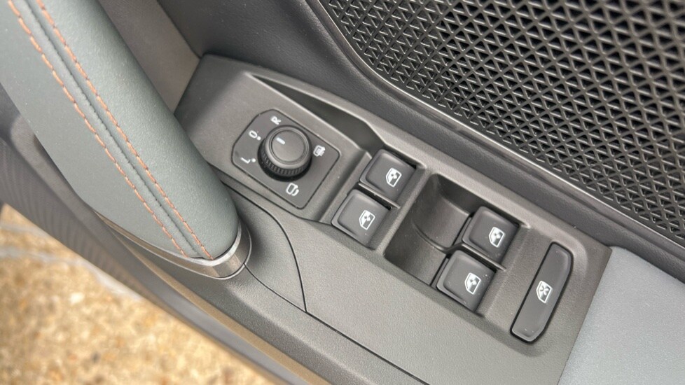 Used Cupra Leon 2025 for sale - 76130891: Photo 39