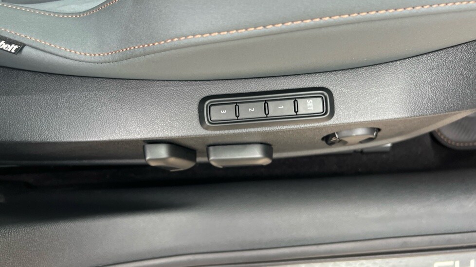 Used Cupra Leon 2025 for sale - 76130891: Photo 41